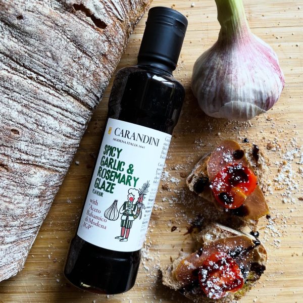 Balzāmetiķa krēms Carandini ar ķiploku un rozmarīna piedevu, 250ml