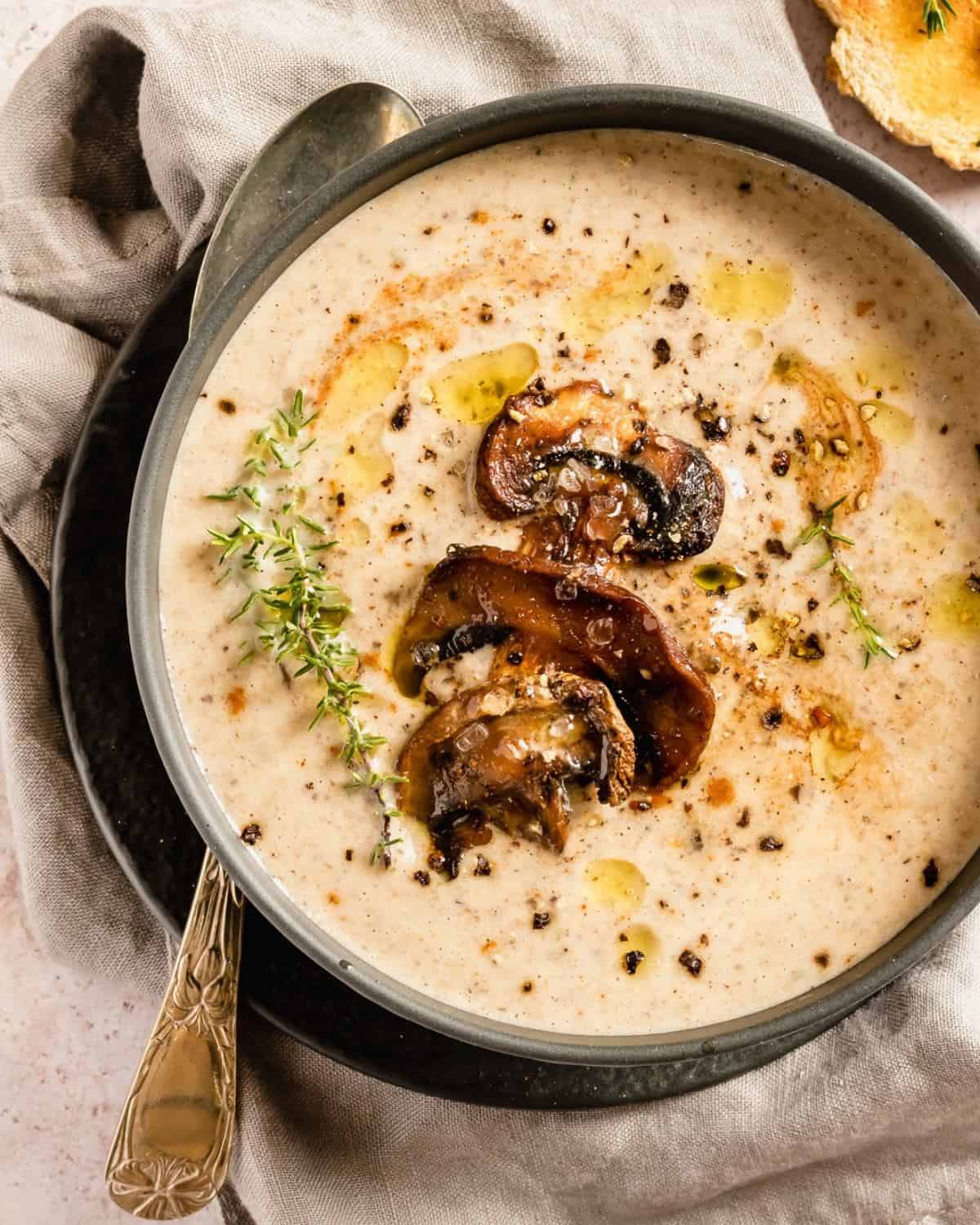 Vellutata-di-Funghi